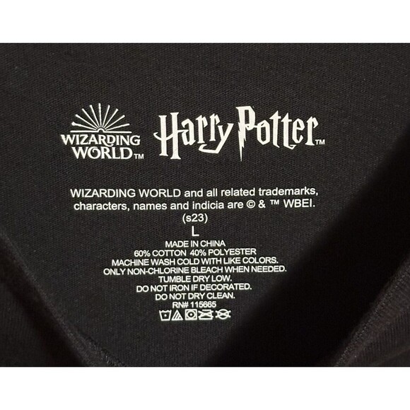 NWT Gryffindor Robe T-Shirt Size L Wizarding World Of Harry Potter - Picture 4 of 5